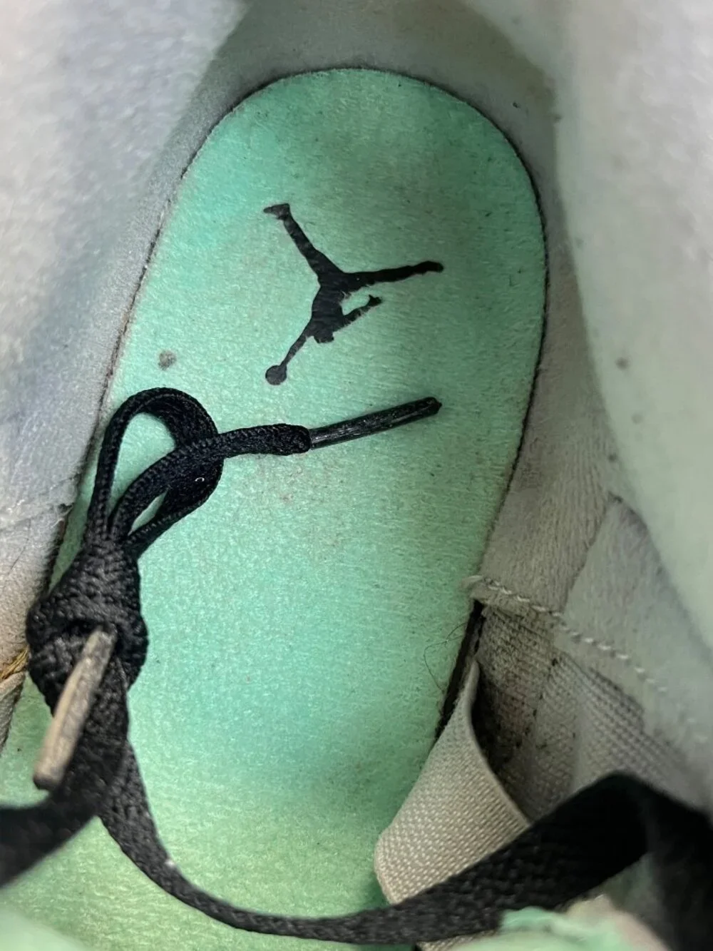 Nike Air Jordan 3 Retro Boys Size 5.5Y‎ Black Green Basketball Shoes Sneakers